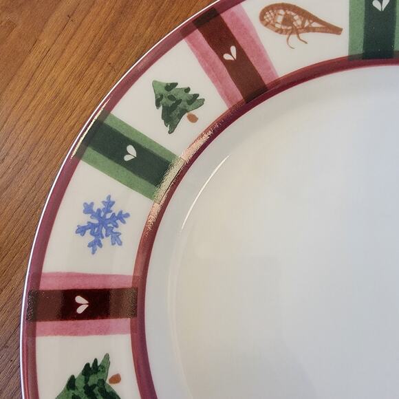 Pfaltzgraff SNOW BEAR 2001 Dinner Plates Christmas Holiday 11” Across Set of 3 - Picture 5 of 8